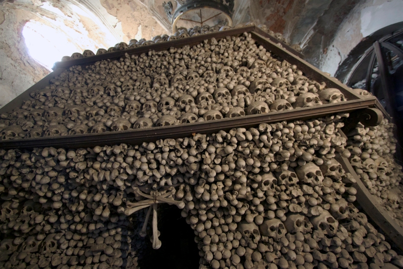  Ossuary (Bone Church) at Sedlec 
